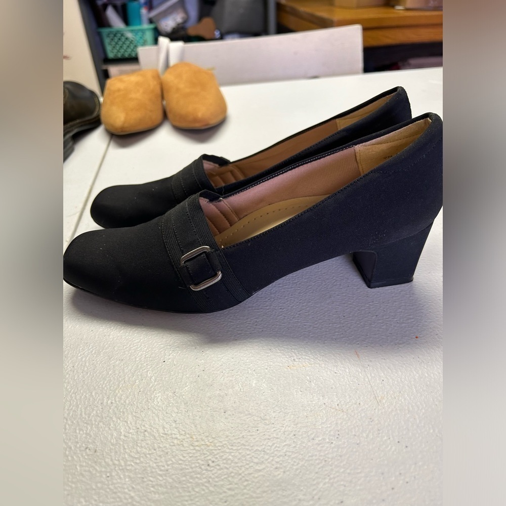 Trotters - Picture 7 of 10
